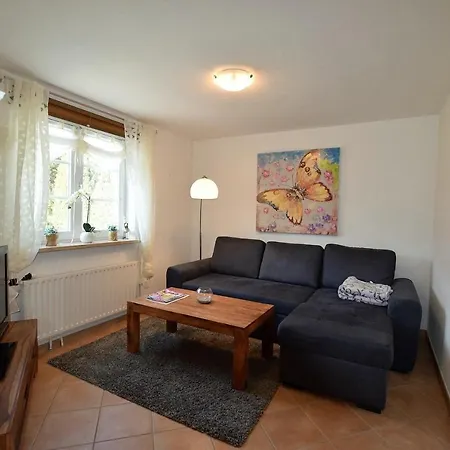 Feriehus Ferienhaus-kleines-waldhaus Hohwacht