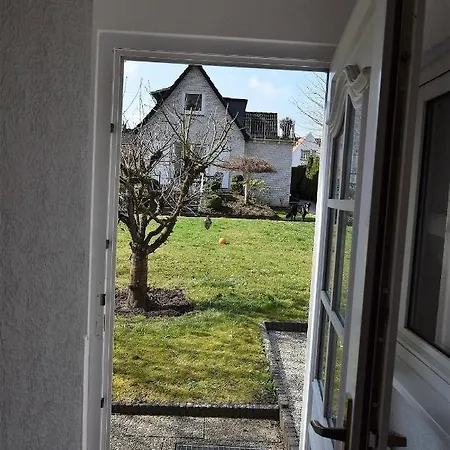 Ferienhaus-kleines-waldhaus * Hohwacht